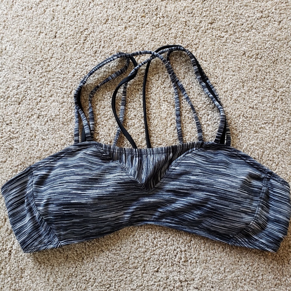 Avia size M sports bra